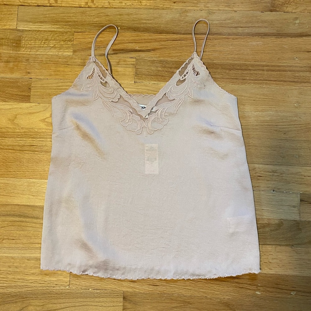 Express blush pink camisole with lace detail.
